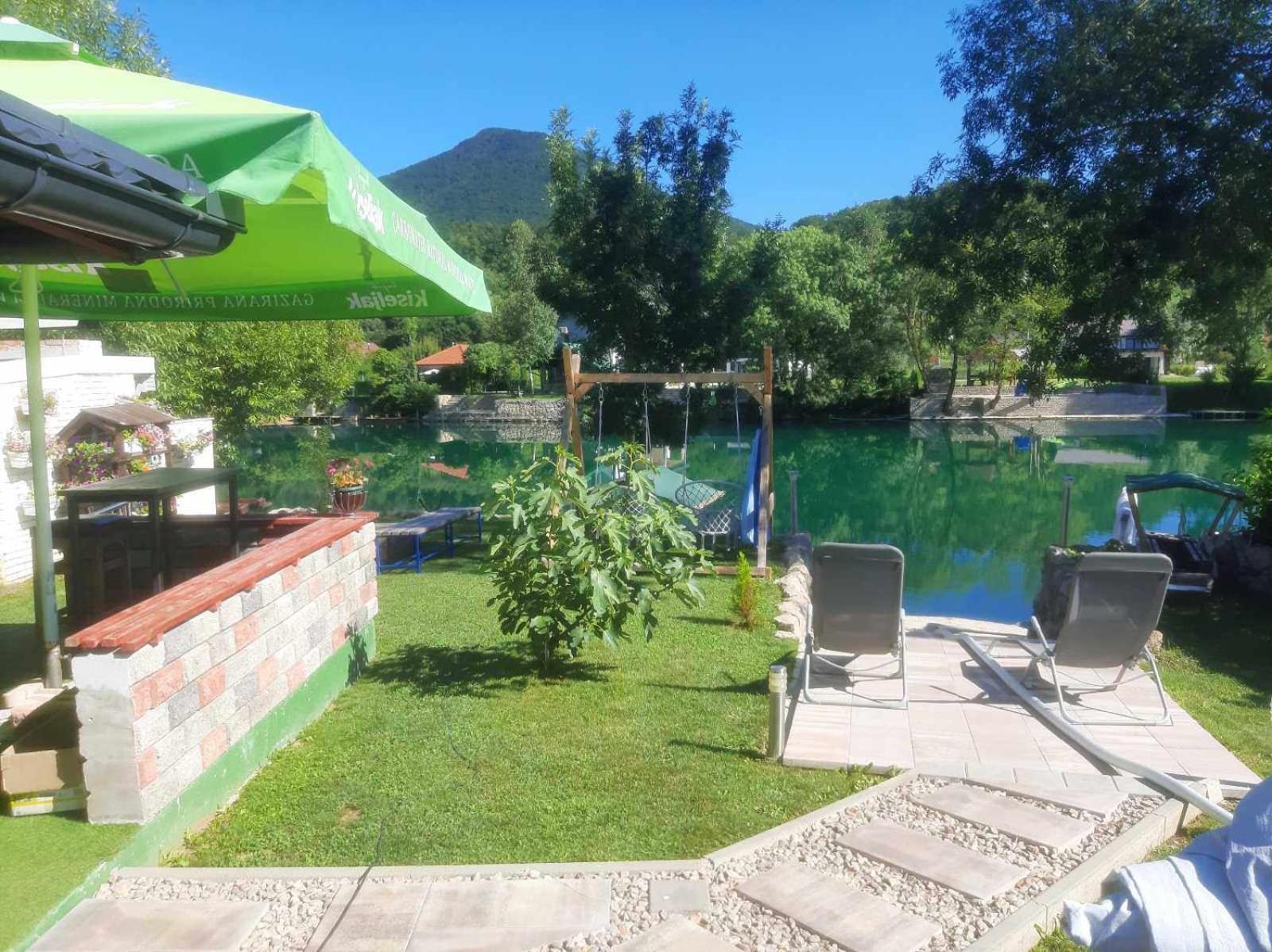 Am Una Lux House Біхач Екстер'єр фото